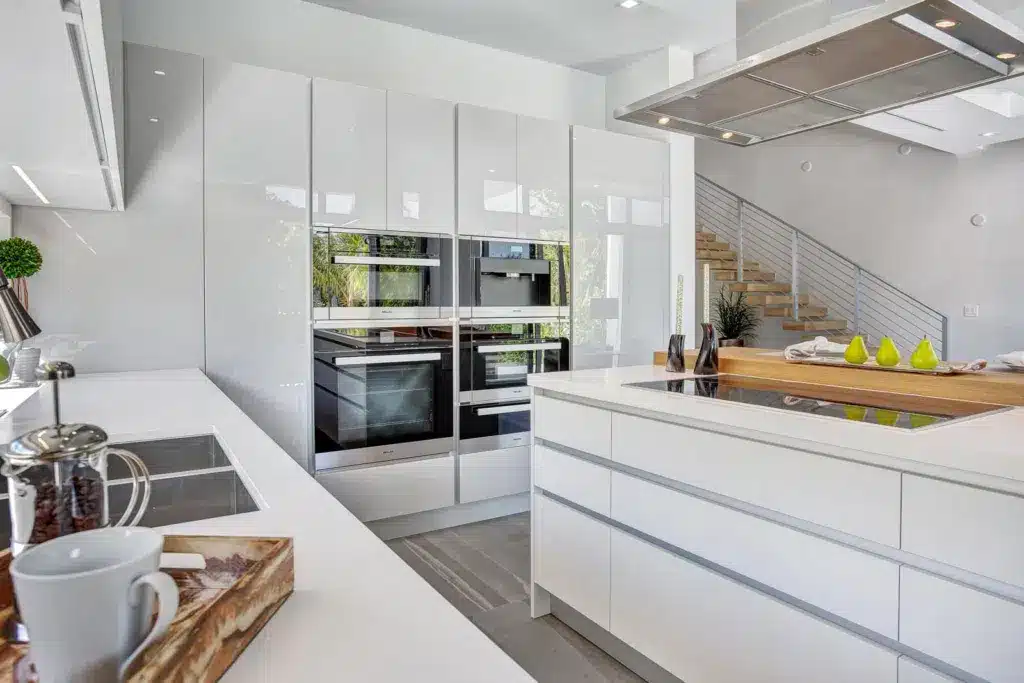 Completed modern white kitchen remodel by Hillstar Construction in Los Angeles
